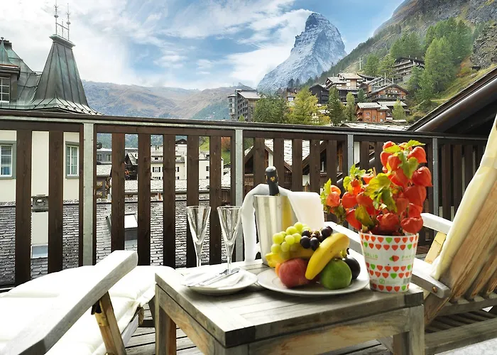 ホテル ガルニ テスタ グリジア 3*